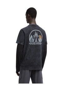 Moncler Logo T-Shirt mit Berg Motiv