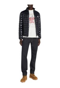 Moncler Logo Patch T-Shirt Weiß
