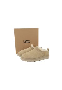 UGG Mini-Schneestiefel in Sandfarben