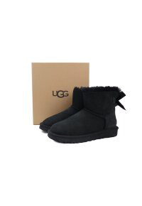 UGG Schneestiefel High in Schwarz