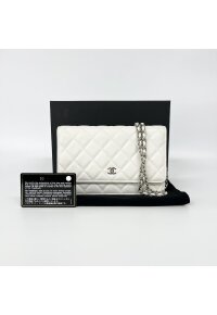 CHANEL Chain CC Wallet on Chain Quilted Caviar Medium...