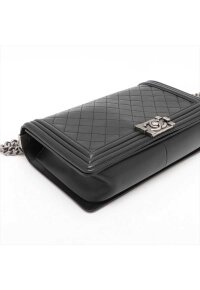 CHANEL Boy Flap A92193 Quilted Lambskin Schwarz