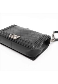CHANEL Boy Flap A92193 Quilted Lambskin Schwarz